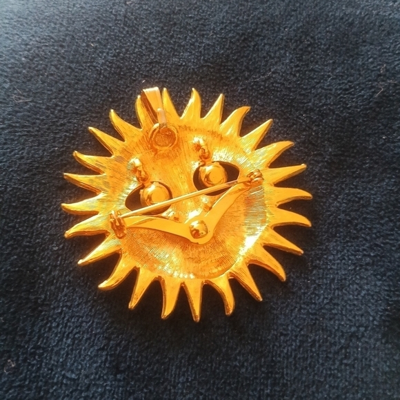 Vintage Gold TONE Sun Brooch - Picture 3 of 5